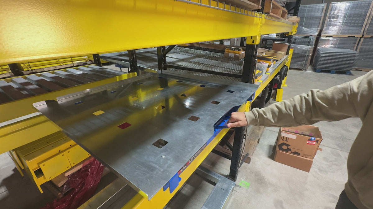 Roll-Out Rack Demonstration: Upper Tray